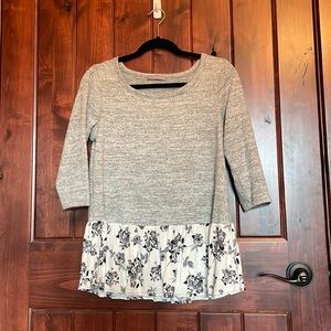 Loveappella Deline Woven Hem knit Top